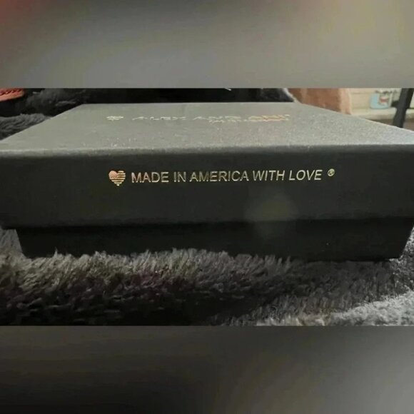 Alex and Ani | Lighthouse, Expandable Rafaelian Bangle Bracelet. - Picture 10 of 13